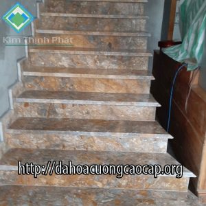 Cầu thang đá hoa cương Lan can đá tự nhiên Đá marble trắng 401 bảng báo gía đá hoa cương marble tắng tự nhiên f1